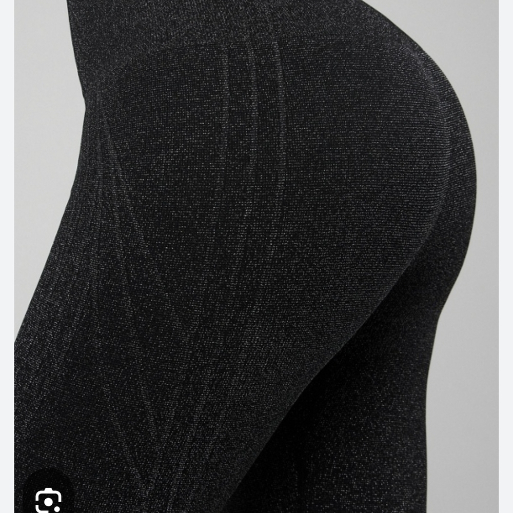 Fabletics Black Sparkly Luxe Legging NWT Size Med.